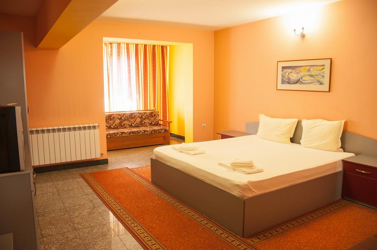 Hotel Ertancom Blagoevgrad Extérieur photo